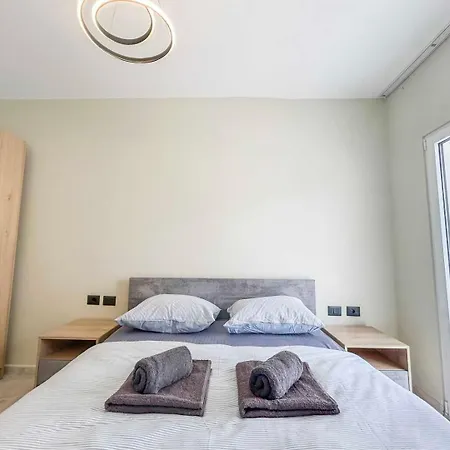 Durres Qered By As Appartement *