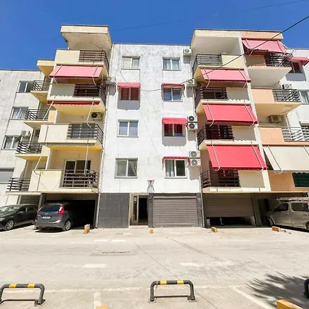 Durres Qered By As * Golem (Tirana)